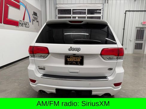 Used 2017 Jeep Grand Cherokee Overland image 4