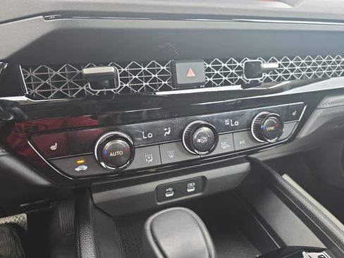 Used 2024 Honda Accord EX-L image 22