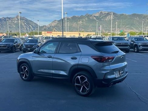 Certified 2023 Chevrolet TrailBlazer RS w/ Technology Package FWD image 3