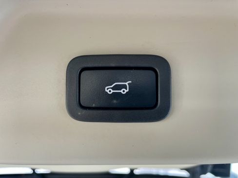 Used 2022 Land Rover Range Rover Westminster Edition AWD/4WD image 38