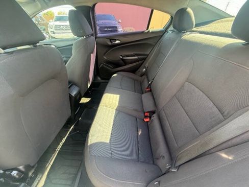 Used 2019 Chevrolet Cruze LS FWD image 16