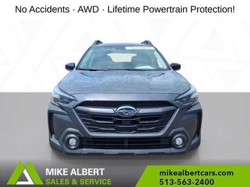 Used 2024 Subaru Outback Premium AWD/4WD image 2