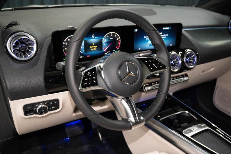 New 2026 Mercedes-Benz GLA 250 4MATIC image 16