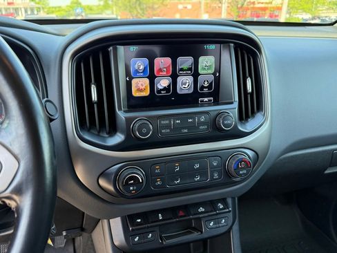 Used 2017 Chevrolet Colorado Z71 AWD/4WD image 20