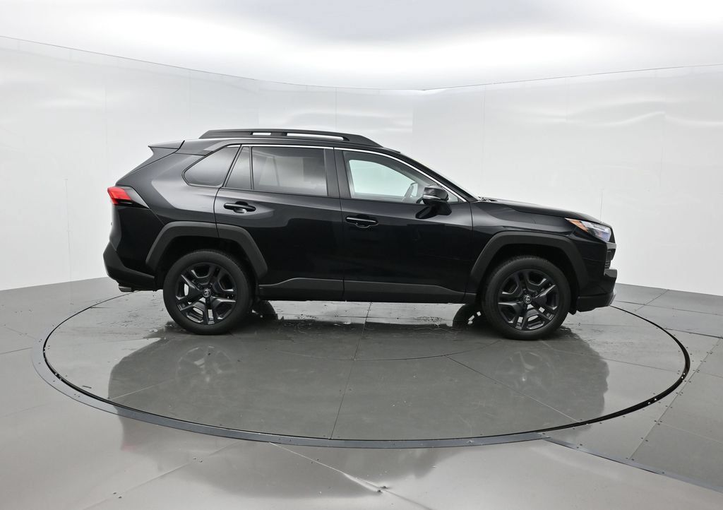 Used 2024 Toyota RAV4 Adventure w/ Convenience Package AWD/4WD image 7