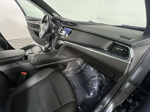 Certified 2023 Cadillac XT5 Premium Luxury w/ LPO, Floor Liner Package AWD/4WD image 31