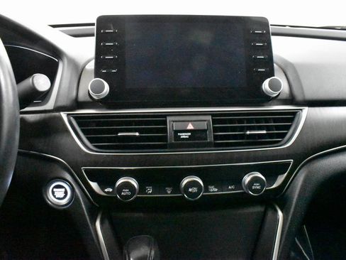 Used 2018 Honda Accord EX-L image 22