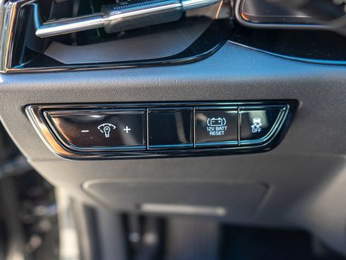New 2026 Kia Niro EX FWD image 17