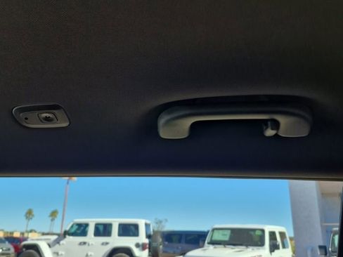 Used 2023 Jeep Grand Cherokee L Altitude image 60