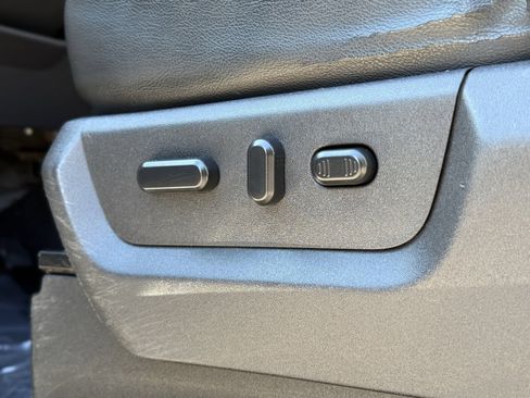 Used 2015 Ford F350 Lariat w/ Lariat Ultimate Package image 18