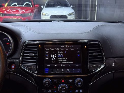 Used 2019 Jeep Grand Cherokee SRT AWD/4WD image 22