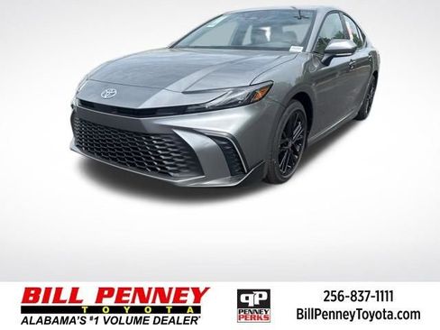 New 2026 Toyota Camry SE FWD image 1