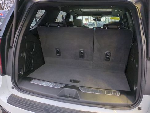 Certified 2024 Chevrolet Tahoe Z71 w/ Luxury Package image 27