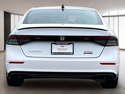 Used 2024 Honda Accord Sport image 4