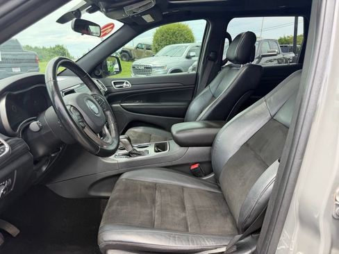 Used 2021 Jeep Grand Cherokee Laredo X AWD/4WD image 15