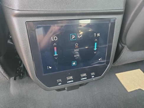 New 2026 GMC Yukon AT4 Ultimate AWD/4WD image 38