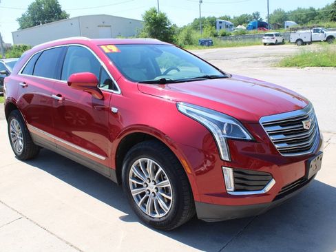 Used 2019 Cadillac XT5 Luxury AWD/4WD image 4