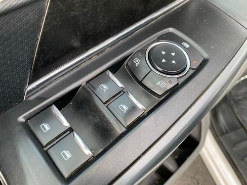 Certified 2022 Ford F150 XLT w/ Equipment Group 301A Mid image 13