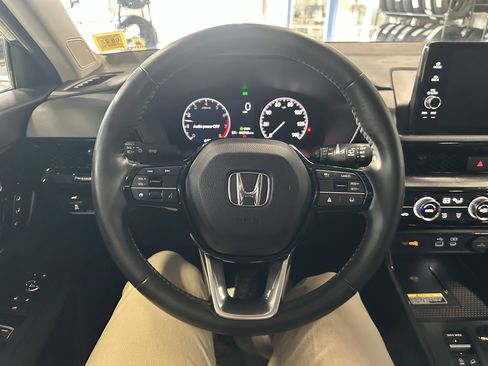 Used 2024 Honda CR-V EX-L image 9