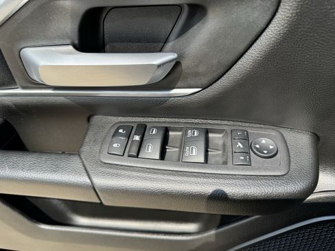 Used 2023 RAM 1500 Big Horn AWD/4WD image 9