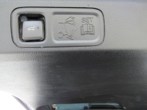 Used 2020 Ford Expedition Platinum image 43