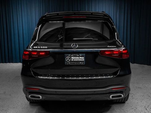 New 2026 Mercedes-Benz GLS 580 4MATIC image 9
