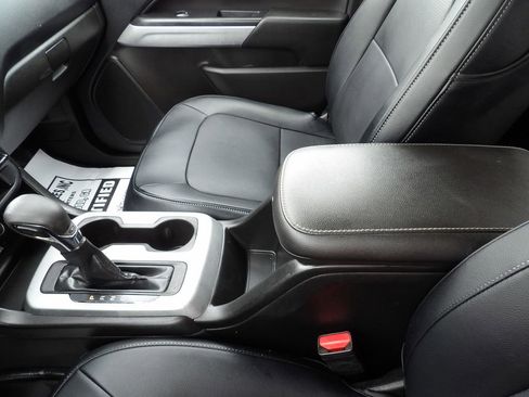 Used 2022 Chevrolet Colorado LT w/ Fleet Safety Package RWD image 25