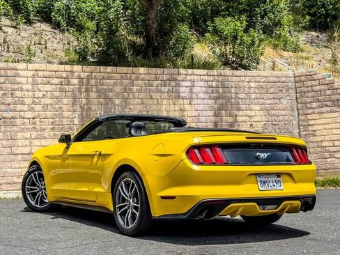 Used 2016 Ford Mustang Premium RWD image 21