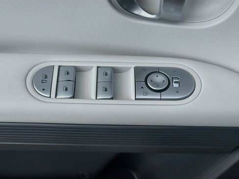 Used 2024 Hyundai Ioniq 5 SEL AWD/4WD image 15