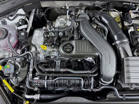 New 2026 Volkswagen Jetta SE image 29