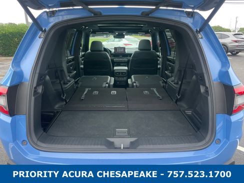 Used 2025 Honda Pilot TrailSport image 26