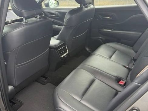 Certified 2024 Toyota Crown Platinum w/ Carpet Mat Package (TMS) AWD/4WD image 35