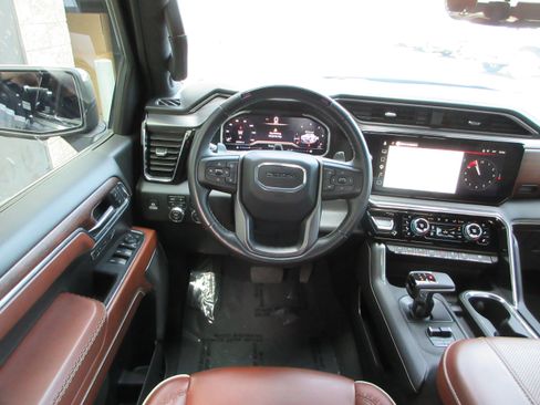 Used 2024 GMC Sierra 1500 Denali Ultimate AWD/4WD image 36