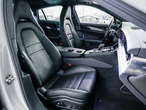 Certified 2023 Porsche Panamera Platinum Edition image 30