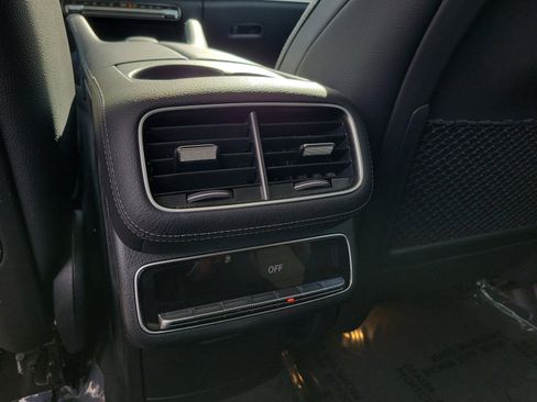 Certified 2026 Mercedes-Benz GLS 450 4MATIC image 17