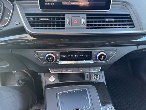 Used 2020 Audi Q5 2.0T Premium Plus w/ Premium Plus Package image 19
