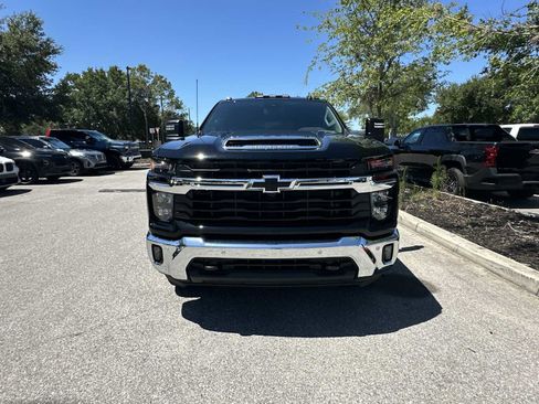 Used 2026 Chevrolet Silverado 3500 LT w/ Safety Package AWD/4WD image 9