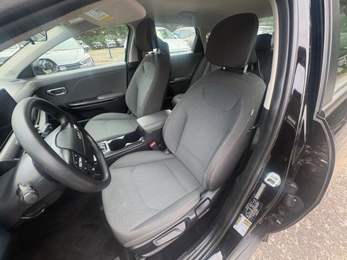Used 2025 Kia K4 FWD image 34