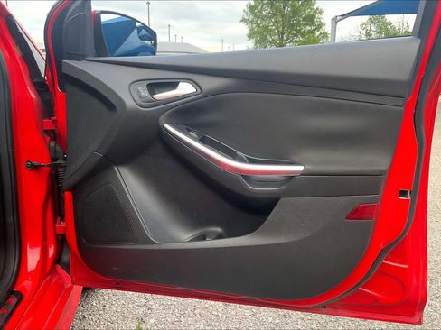 Used 2015 Ford Focus ST FWD image 23