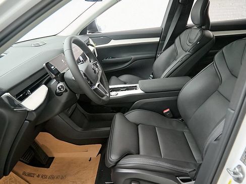 New 2026 Volvo EX90 Ultra AWD/4WD image 14