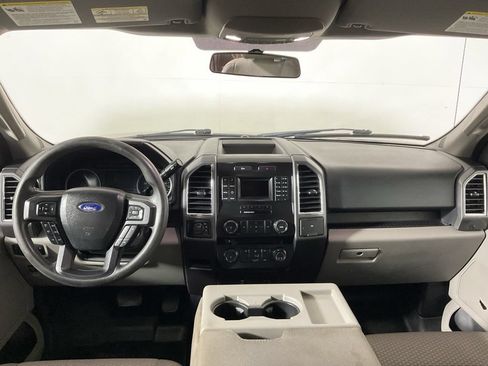 Used 2016 Ford F150 XLT AWD/4WD image 19