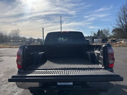 Used 2003 Chevrolet Silverado 2500 LT image 9