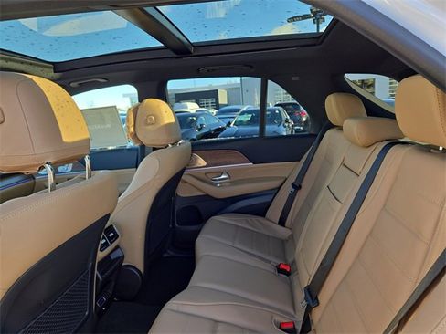 New 2026 Mercedes-Benz GLE 580 4MATIC image 26