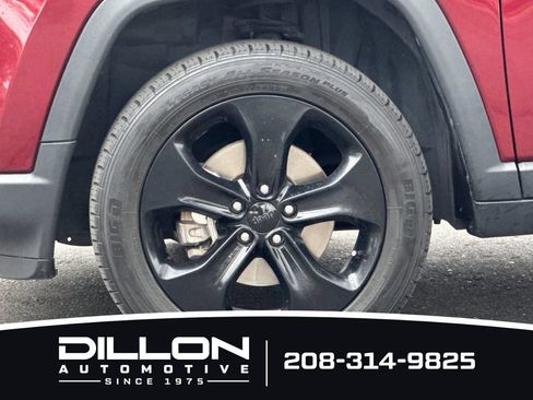 Used 2021 Jeep Compass Latitude AWD/4WD image 25