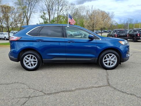 Used 2023 Ford Edge SEL w/ Convenience Package AWD/4WD image 9