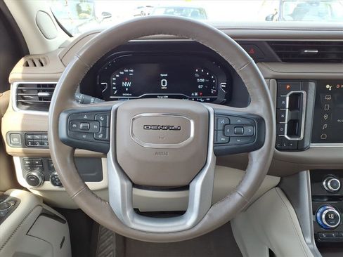 Certified 2023 GMC Yukon Denali image 18