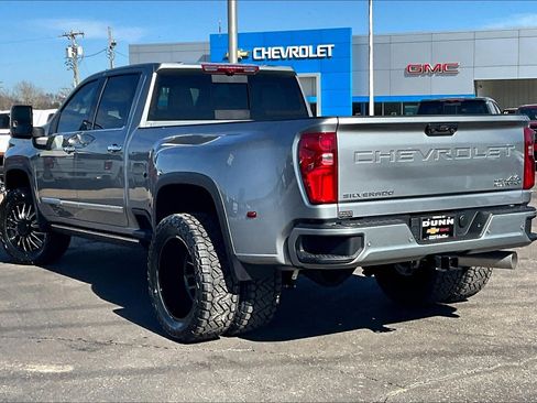 New 2025 Chevrolet Silverado 3500 High Country w/ High Country Premium Package image 3