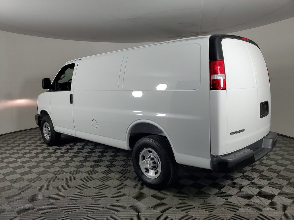New 2026 Chevrolet Express 2500 RWD image 6
