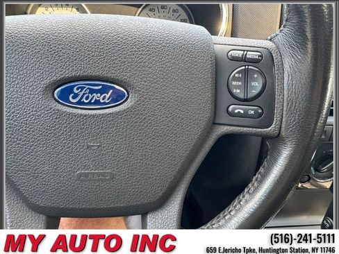 Used 2008 Ford Explorer Sport Trac Limited image 21