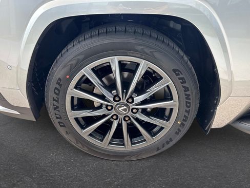 New 2026 Lexus LX 700h F Sport AWD/4WD image 10